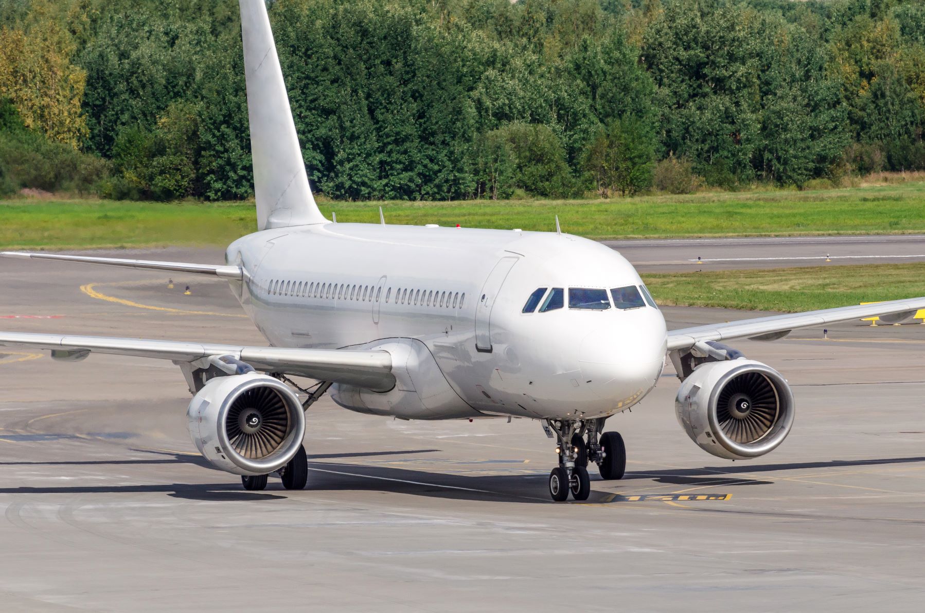 AviaAM Leasing Expands Fleet with Acquisition of Airbus A320-200